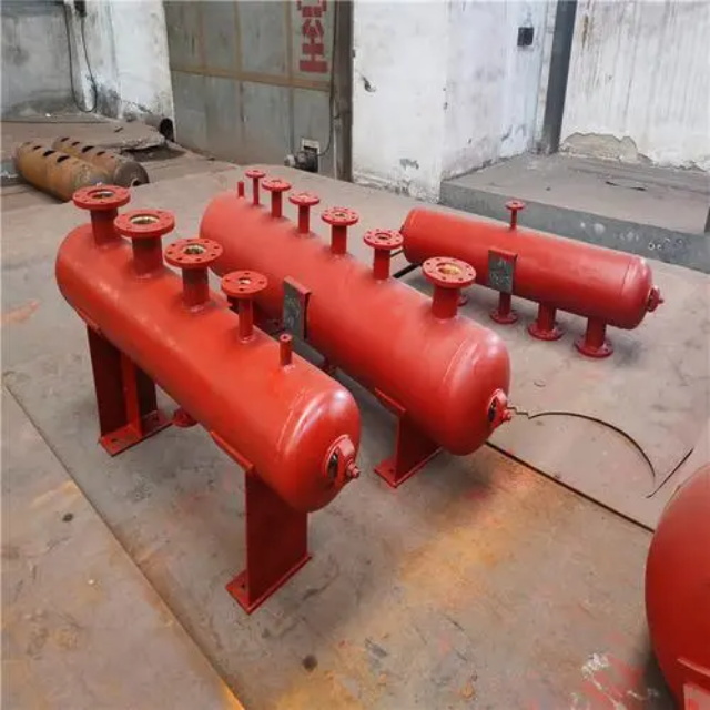 汇川分集水器安装高度